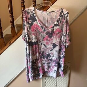 Sew In Love Floral print V Neck Top